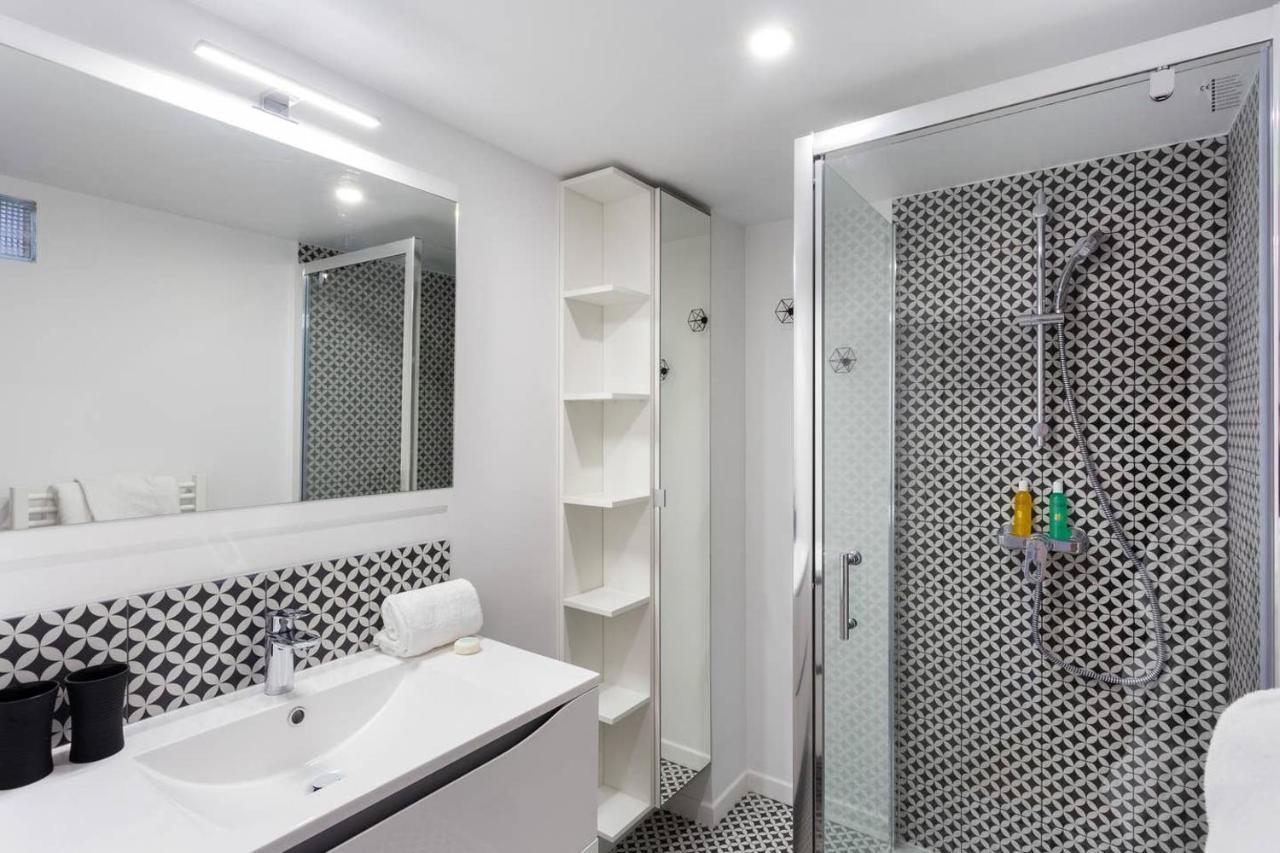 Stunning 1Br 6 Sleeps Apt Saint Germain-Luxembourg Париж Екстериор снимка